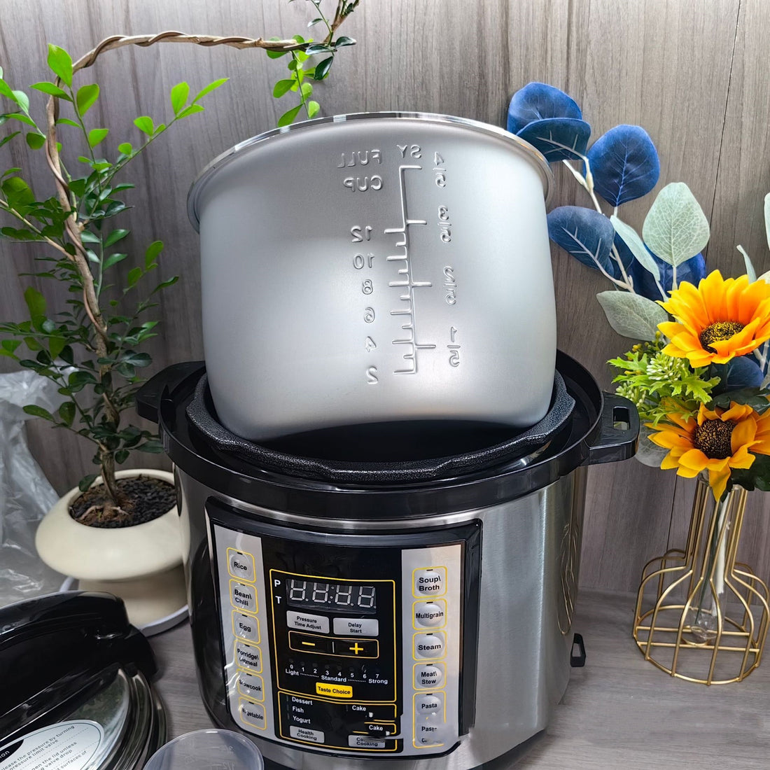 6L Electric Pressure Cooker Multi Functional Large Capacity Rice Cooker