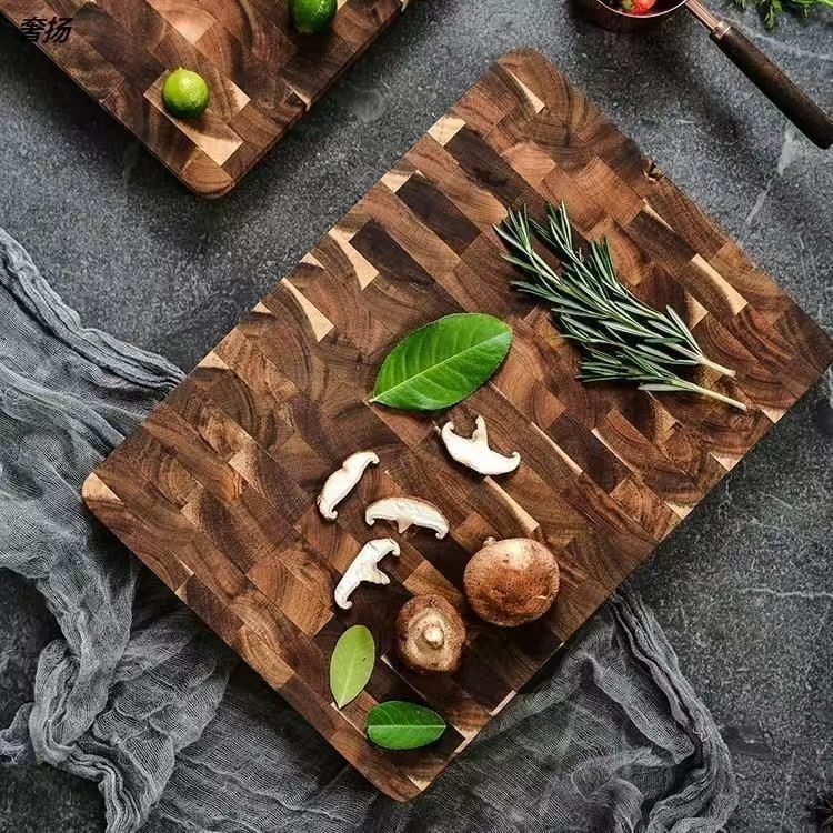 Solid Wood Acacia Mangium Chessboard Grid Cutting Board