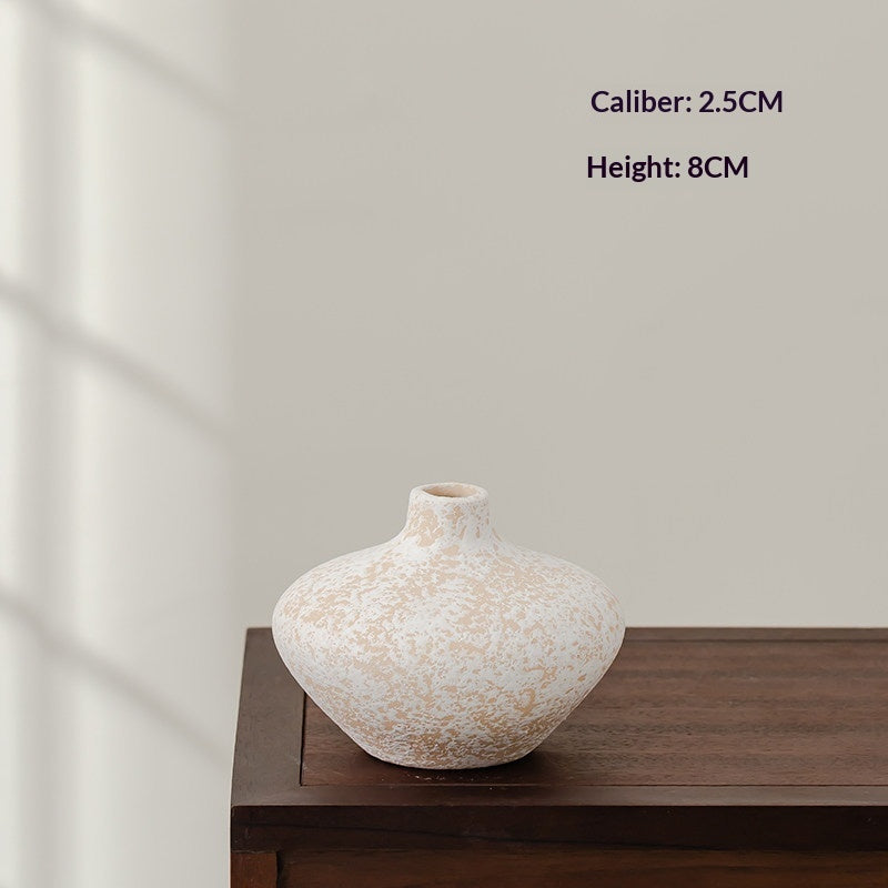 Simple Retro White Ceramic Decorative Vase